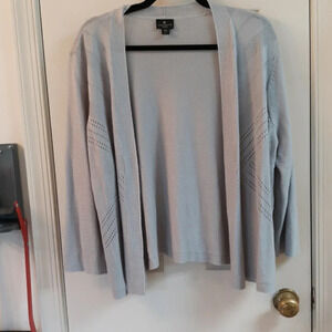 Worthington gray shrug